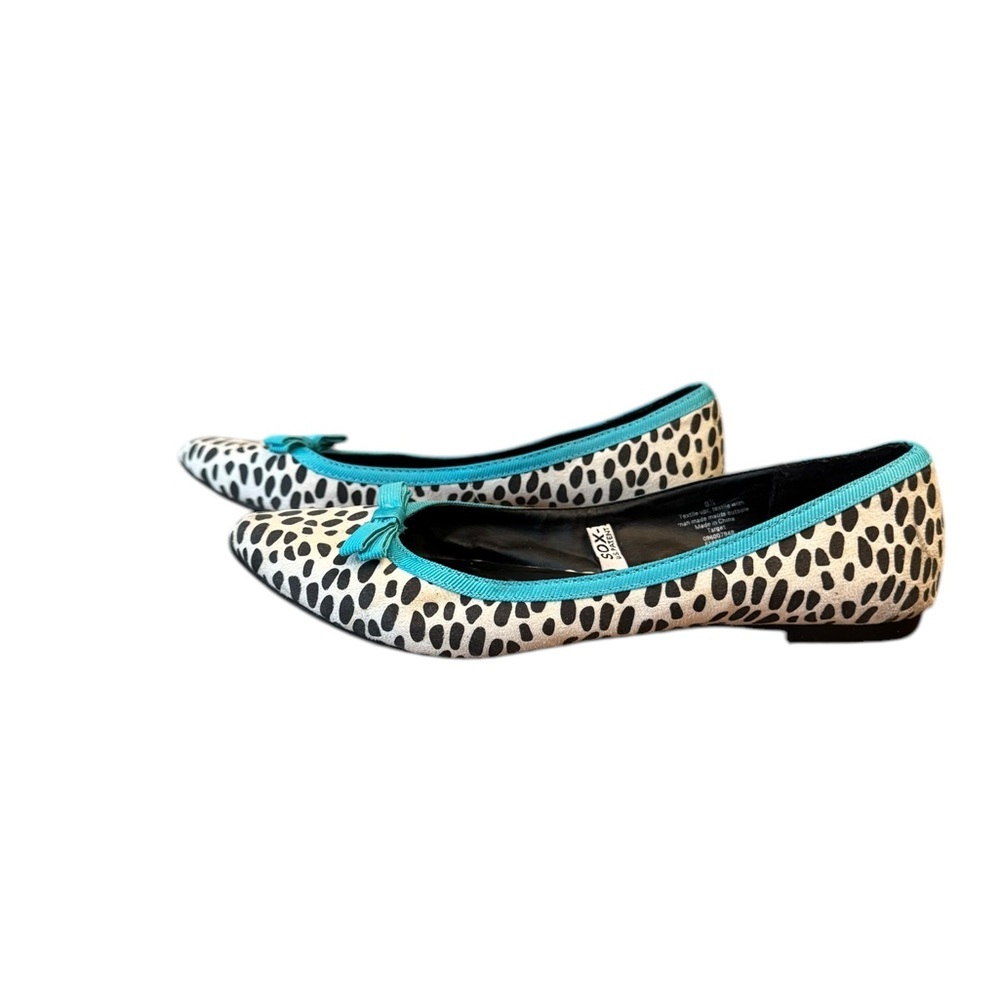 Leopard Print Ballet Flats‎ with Teal Accents - Picture 4 of 8